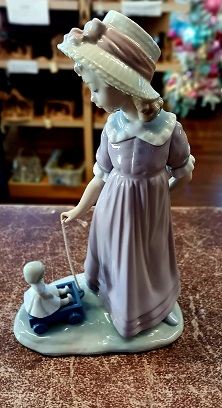Lady With Doll Carriage LLadro