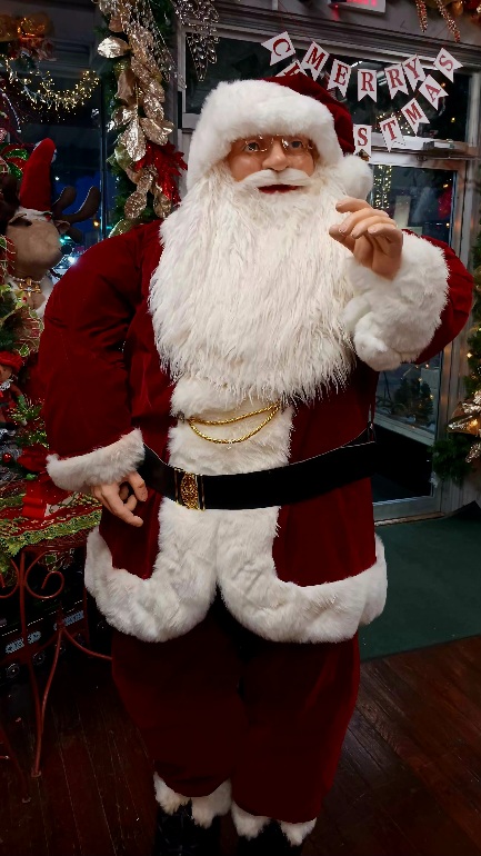 Santa Traditional Standing