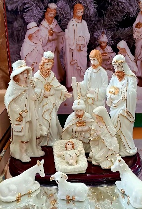 Nativity Set Porcelain