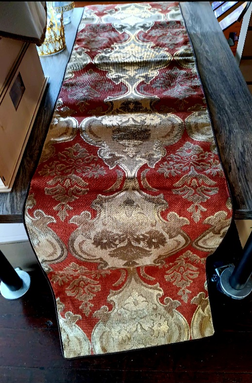 Table Runner Paisley Rust Gold